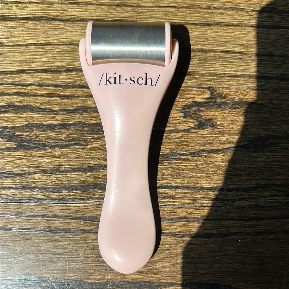 Kitsch Blush Pink Facial Roller